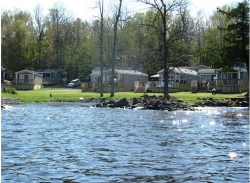 Mccreary'S Beach Resort Пърт Екстериор снимка